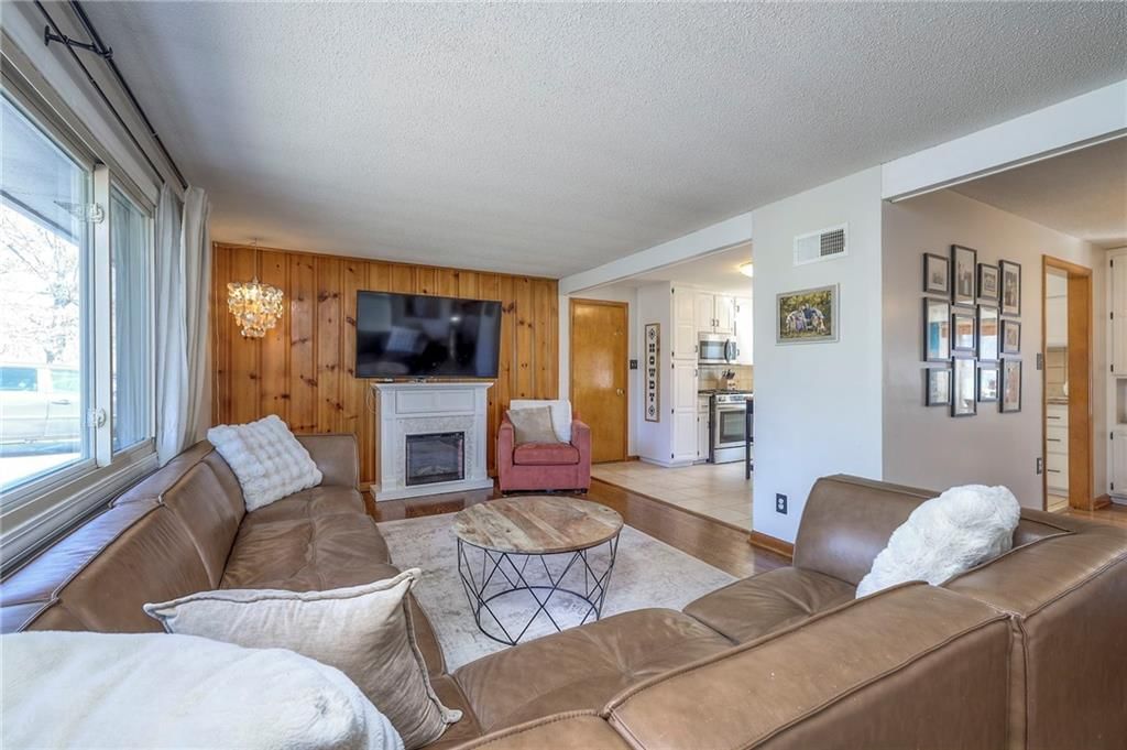 4847 Black Swan Drive — photo 6