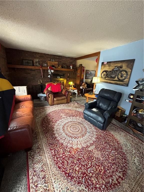 921 NE Sala Lane — photo 4