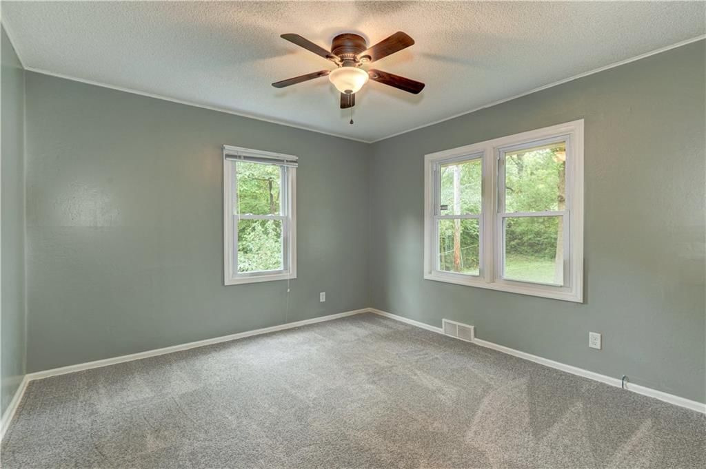 5341 Sloan Avenue — photo 13