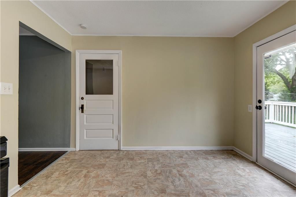 5341 Sloan Avenue — photo 23