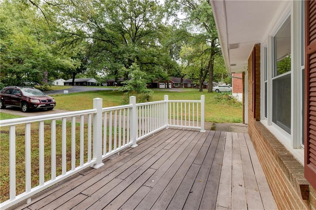 5341 Sloan Avenue — photo 25
