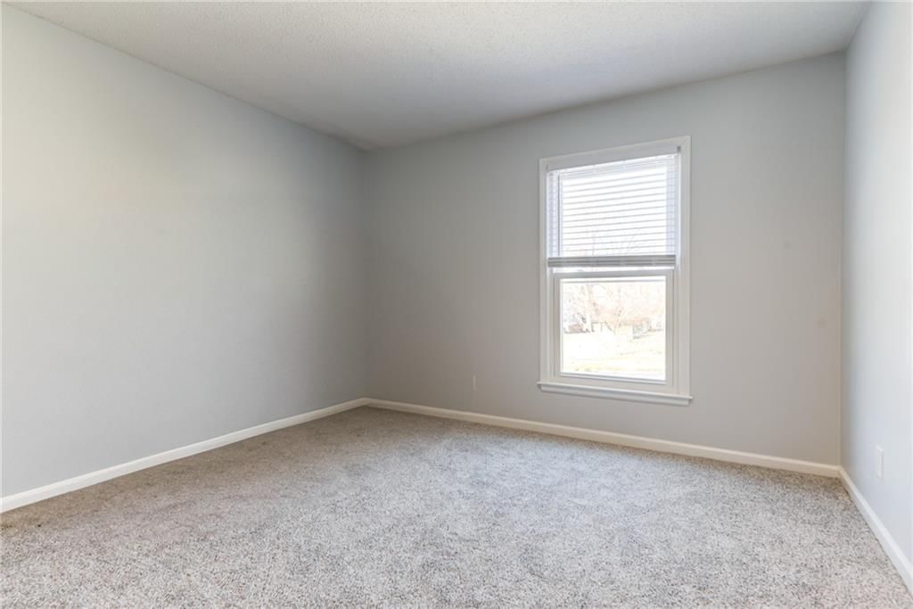 10013 Long Street — photo 25