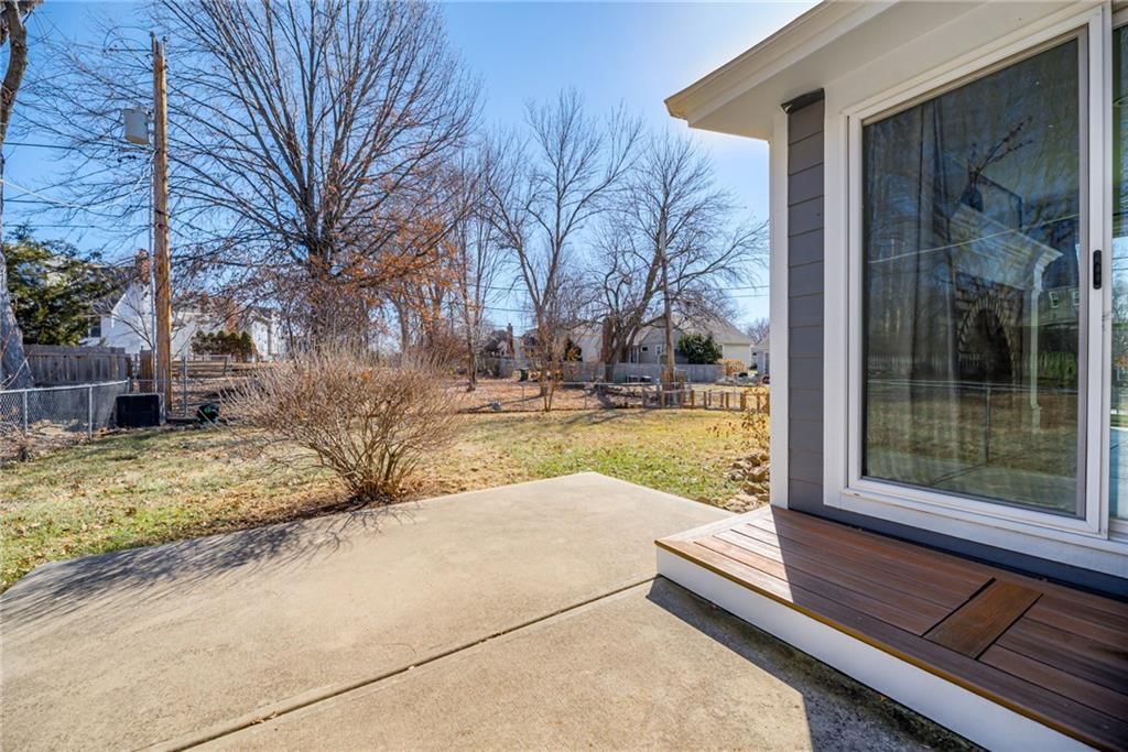 10013 Long Street — photo 34