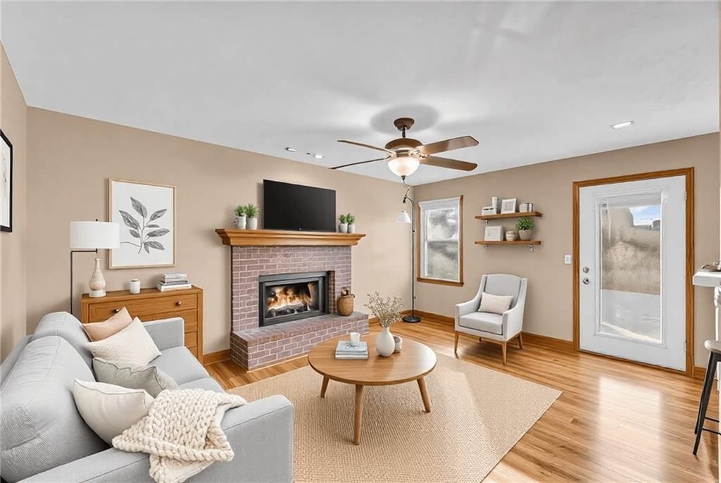 1800 Carmel Drive — photo 14