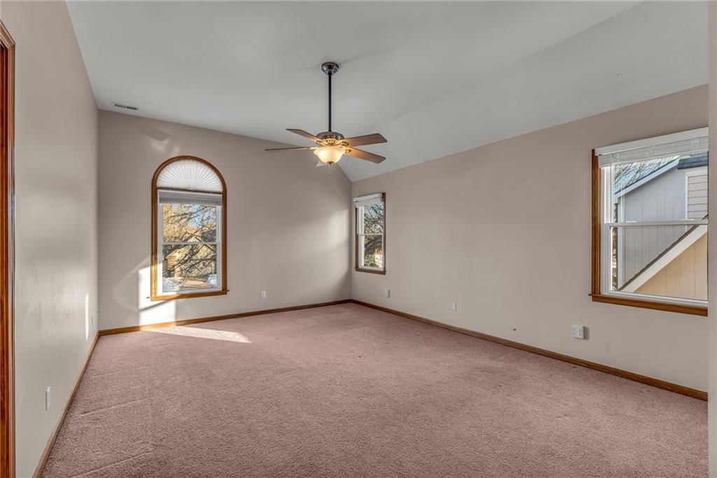 1800 Carmel Drive — photo 17