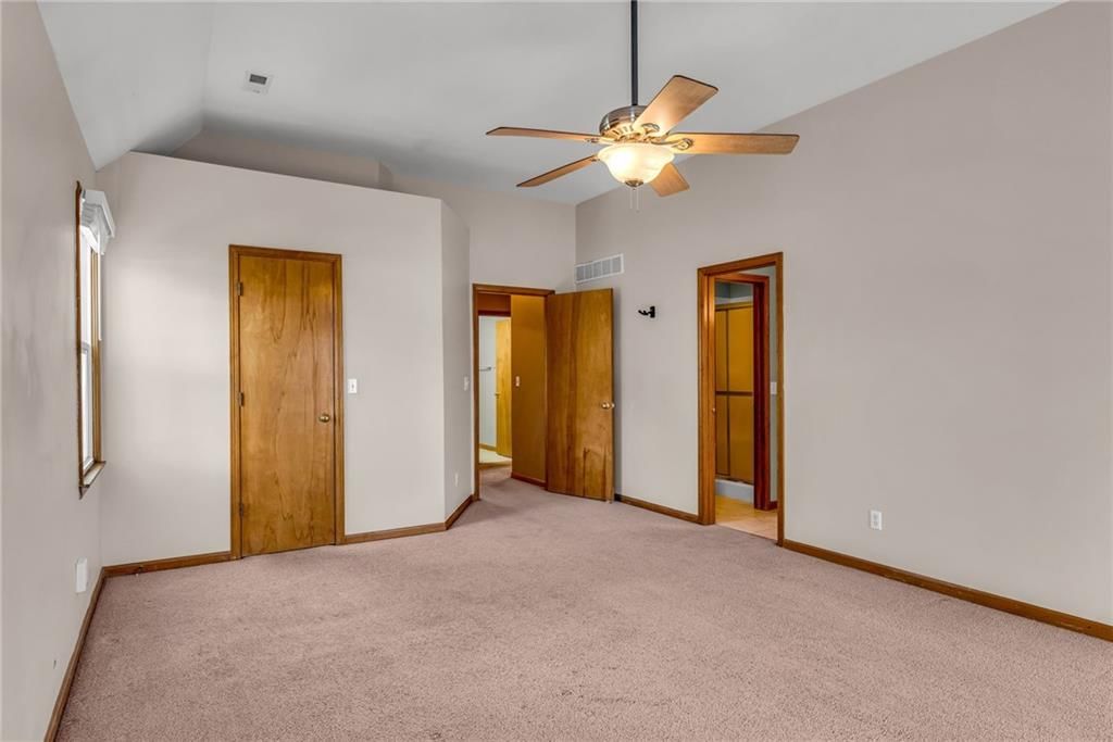 1800 Carmel Drive — photo 19