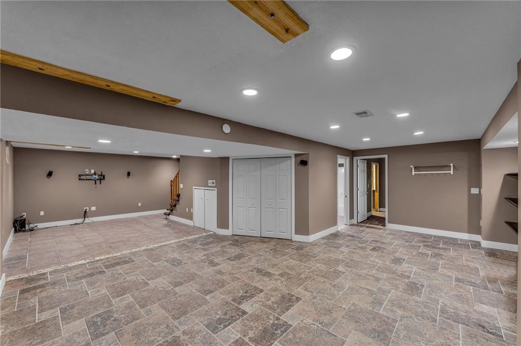 1800 Carmel Drive — photo 26