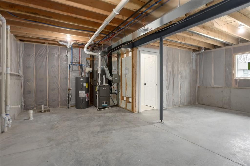 11907 E Kentucky Avenue — photo 14