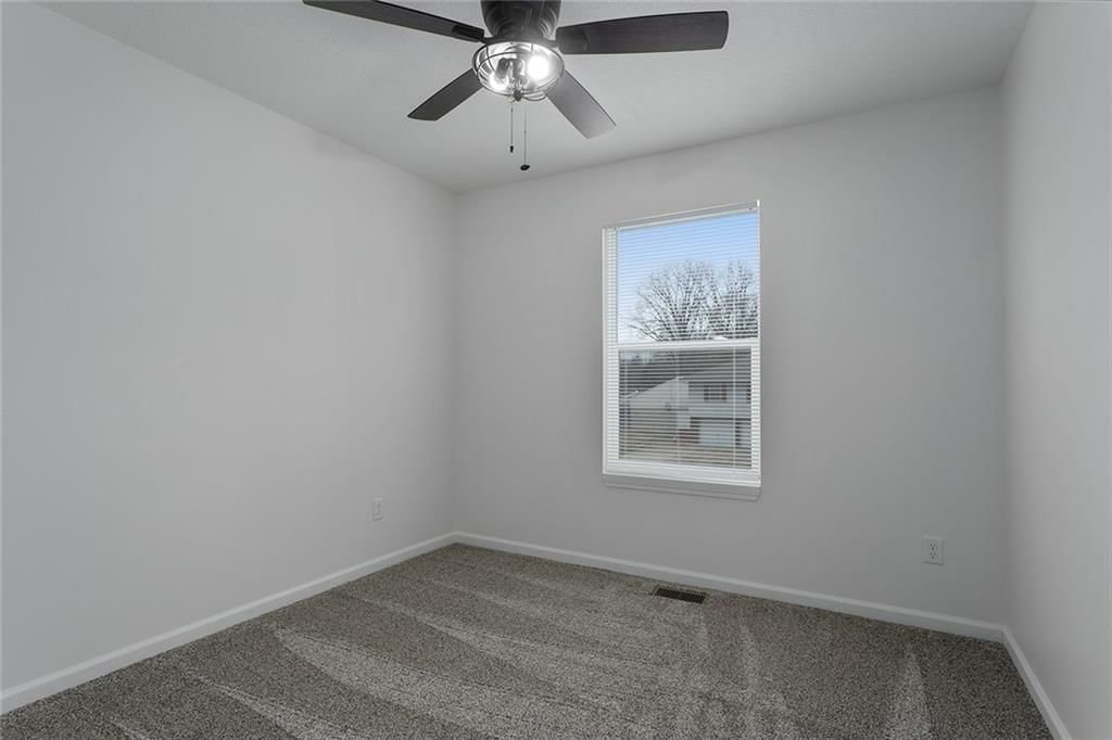 11907 E Kentucky Avenue — photo 8