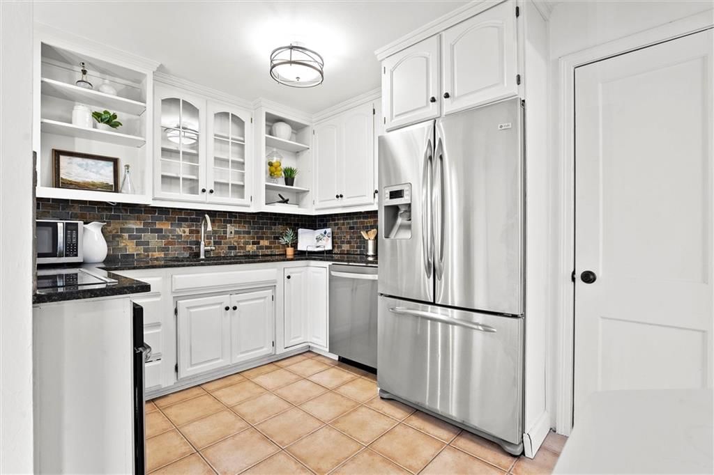 6739 Fontana Street — photo 7