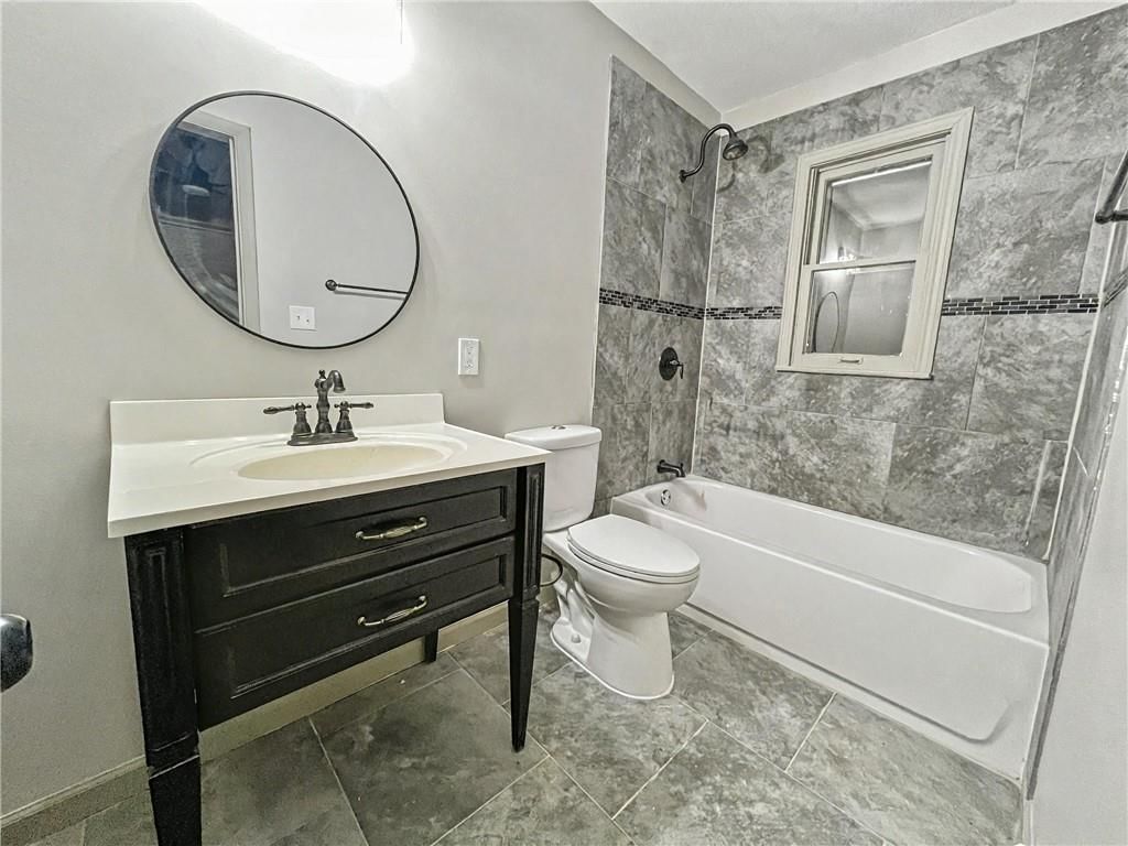 7806 Donnelly Avenue — photo 8