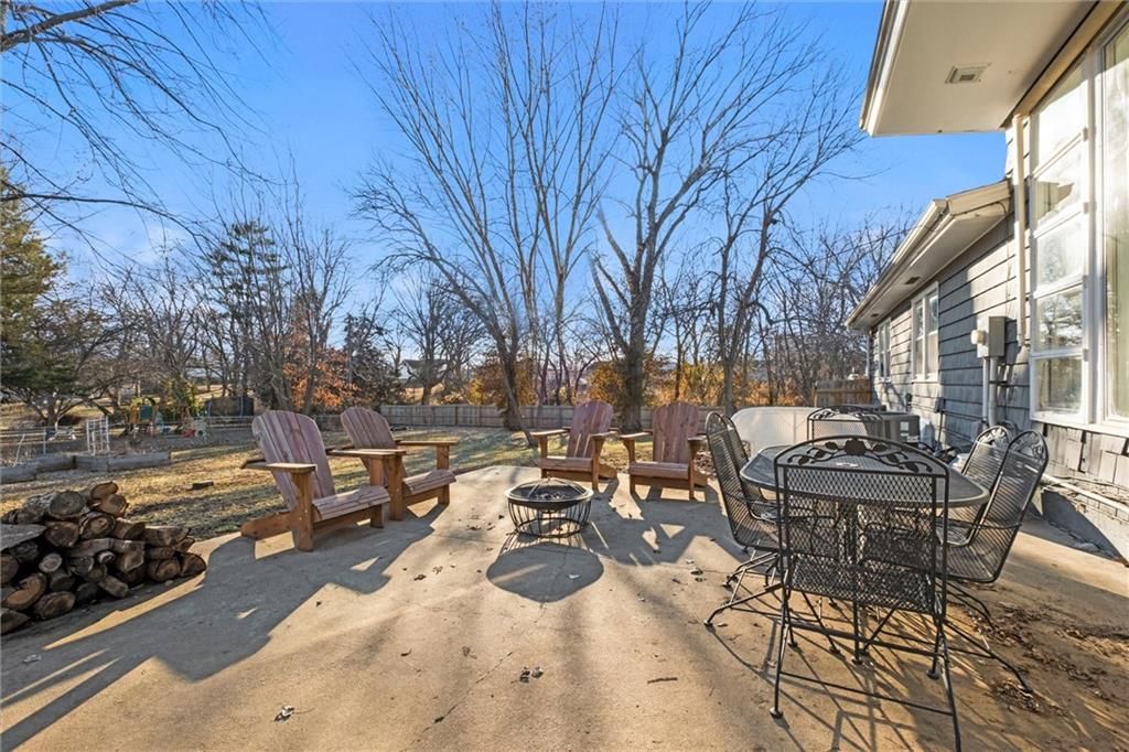 1001 E Mechanic Street — photo 26