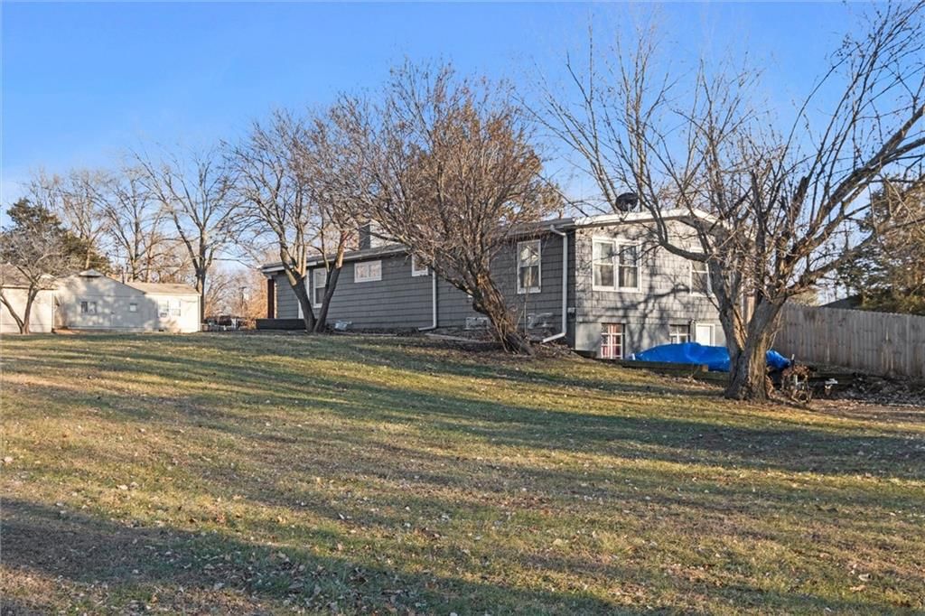 1001 E Mechanic Street — photo 30