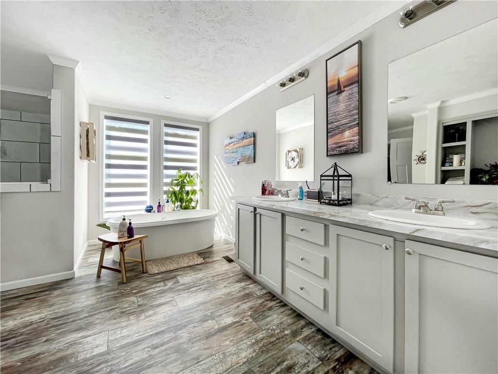 304 N Fricke Street — photo 14
