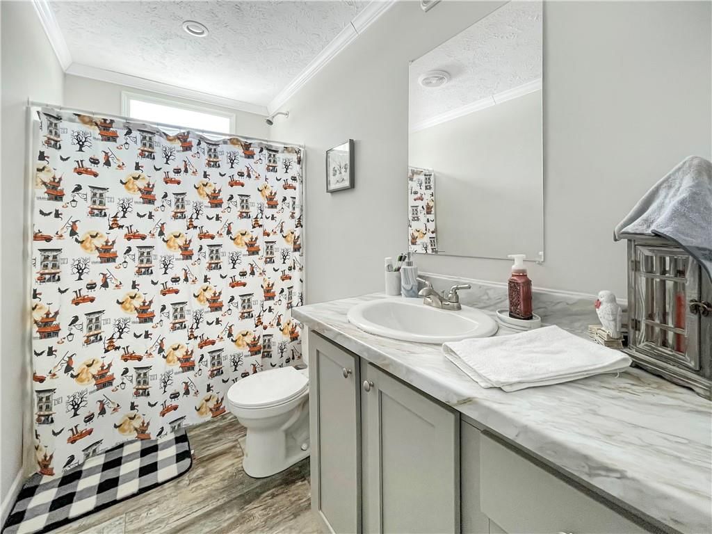 304 N Fricke Street — photo 18