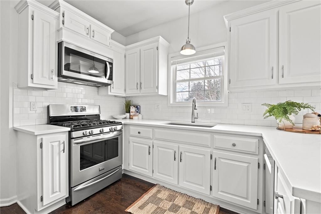 19705 W 97TH Street — photo 12