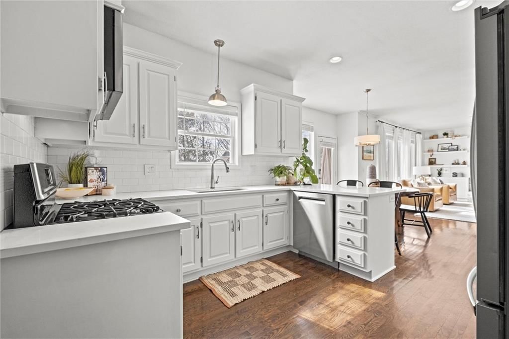 19705 W 97TH Street — photo 10