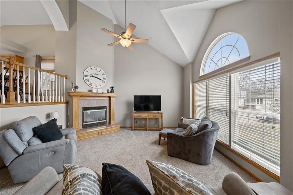 1802 Alpine Drive — photo 3