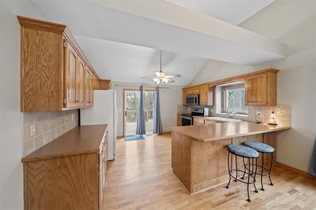 1802 Alpine Drive — photo 9