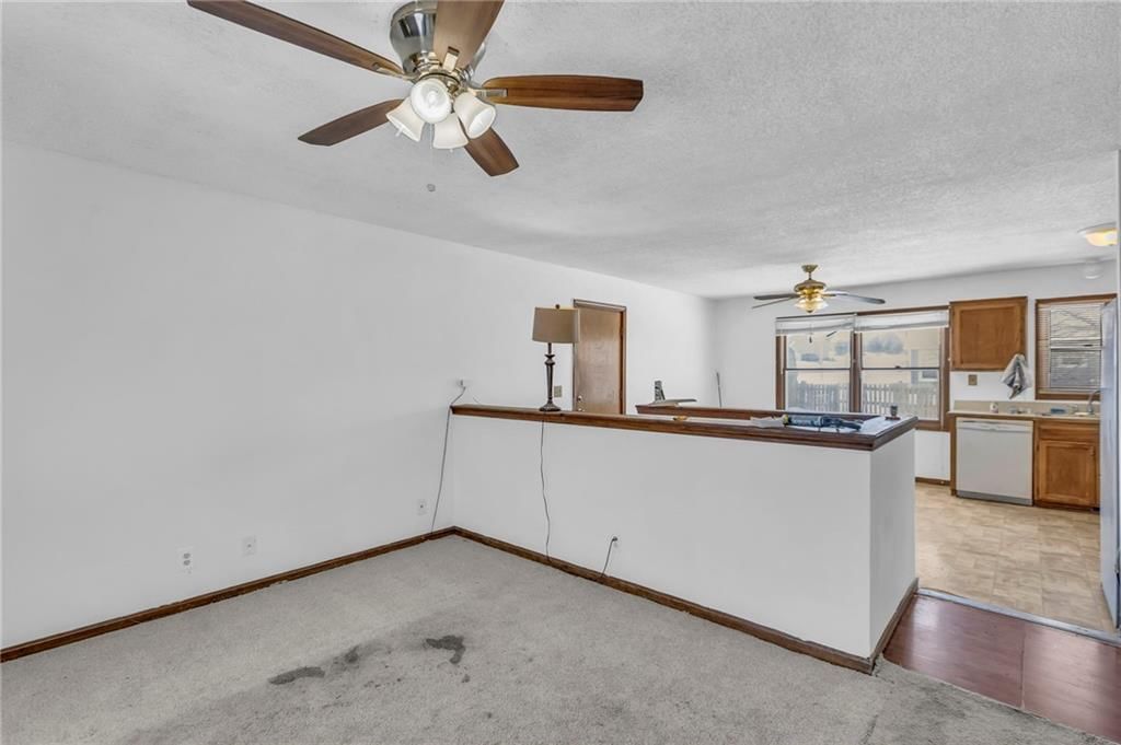 1231 Tallgrass Drive — photo 5