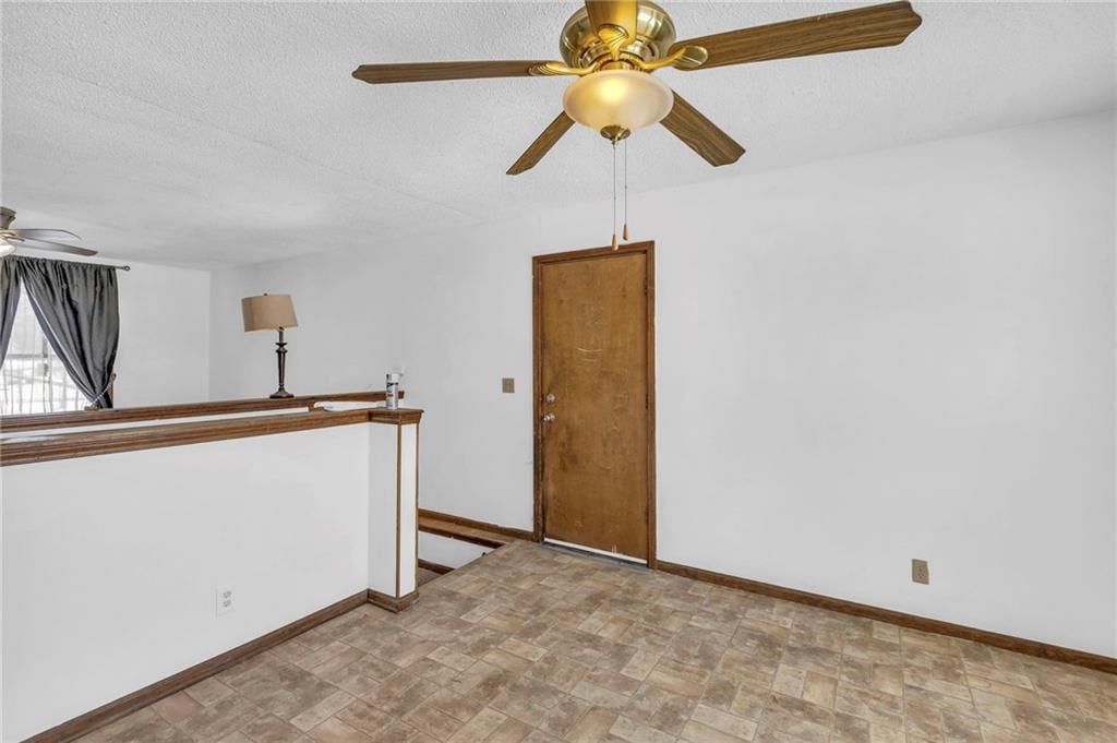 1231 Tallgrass Drive — photo 7