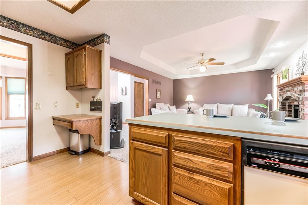 5208 Willow Avenue — photo 17