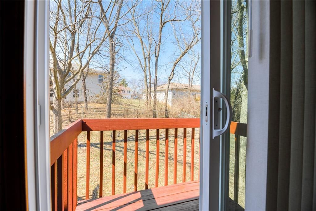 5208 Willow Avenue — photo 22