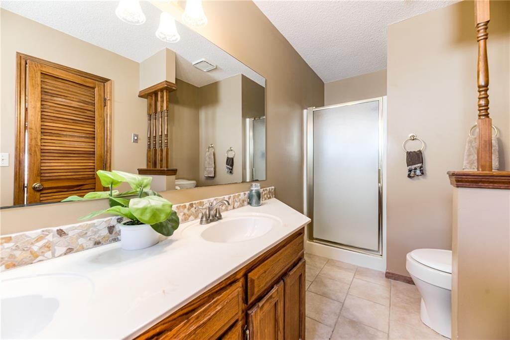 5208 Willow Avenue — photo 24