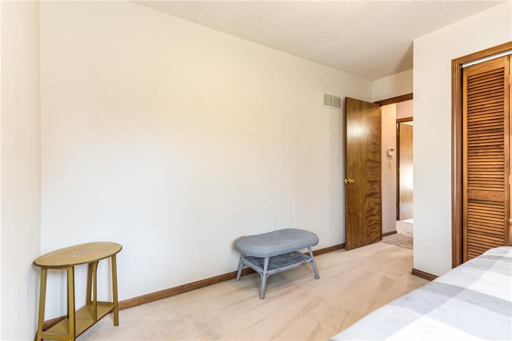 5208 Willow Avenue — photo 27