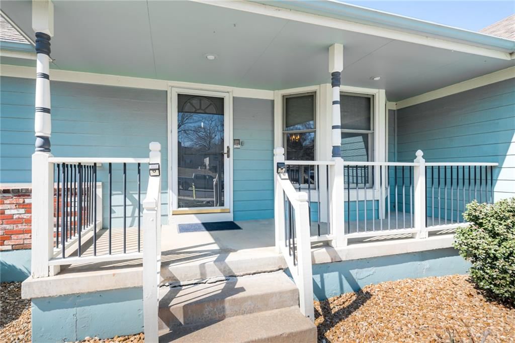 5208 Willow Avenue — photo 4