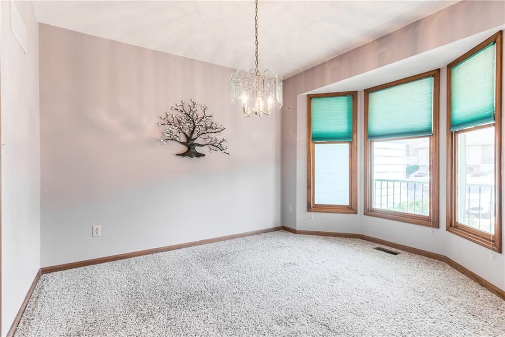 5208 Willow Avenue — photo 7