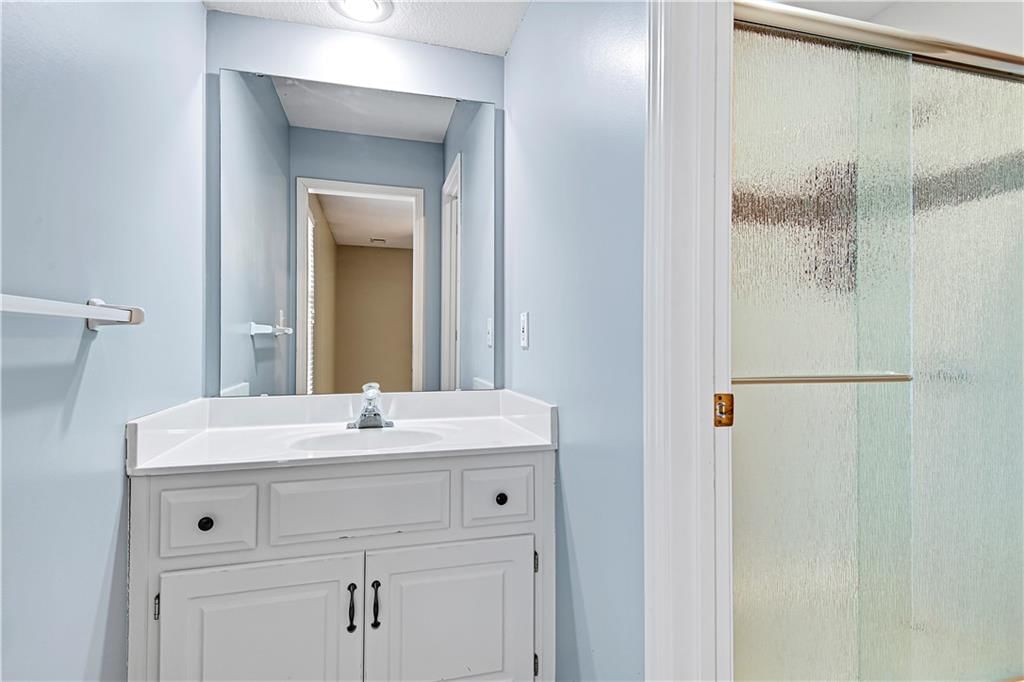 5904 Edgewater Drive — photo 27