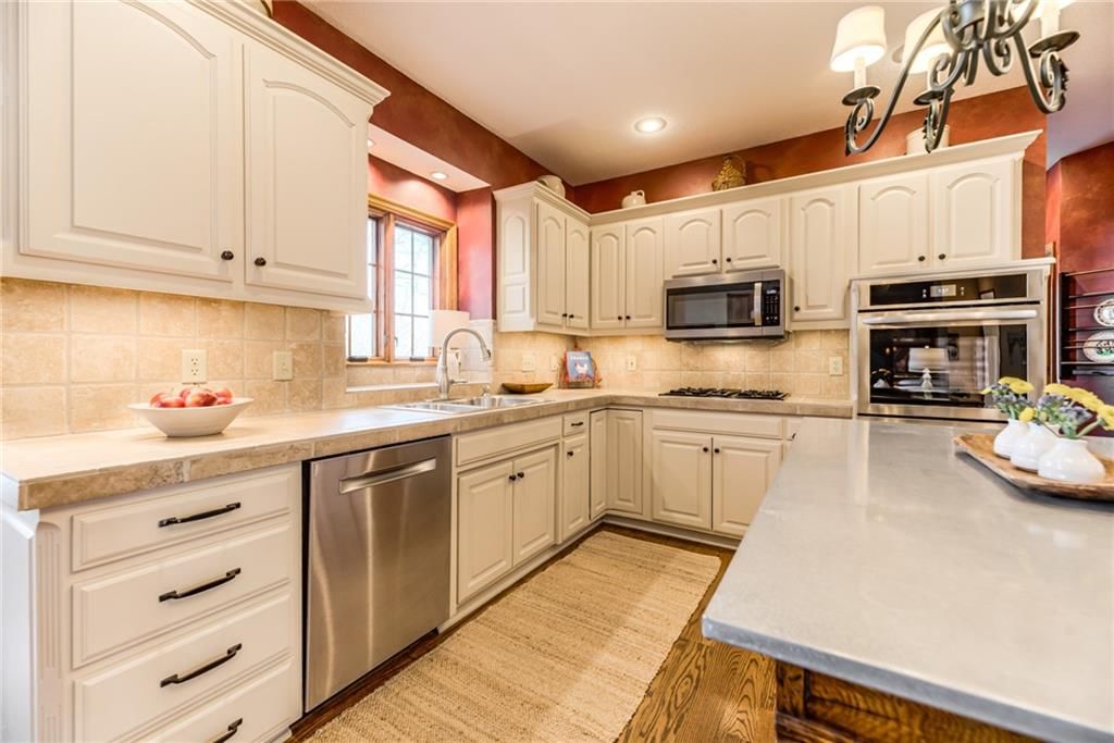 12805 Catalina Street — photo 22