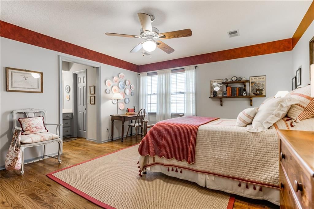 12805 Catalina Street — photo 41