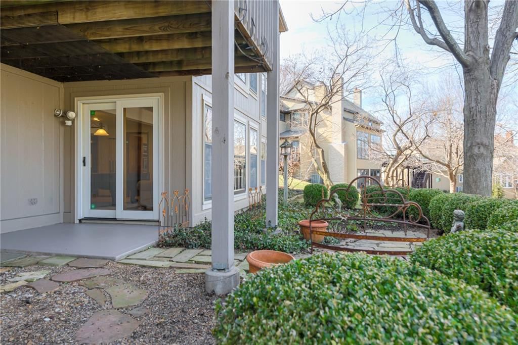 12805 Catalina Street — photo 59