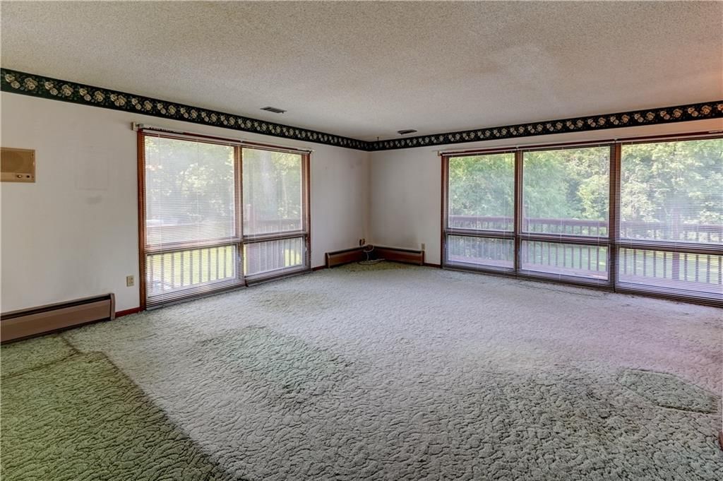 135 Walnut Street — photo 8