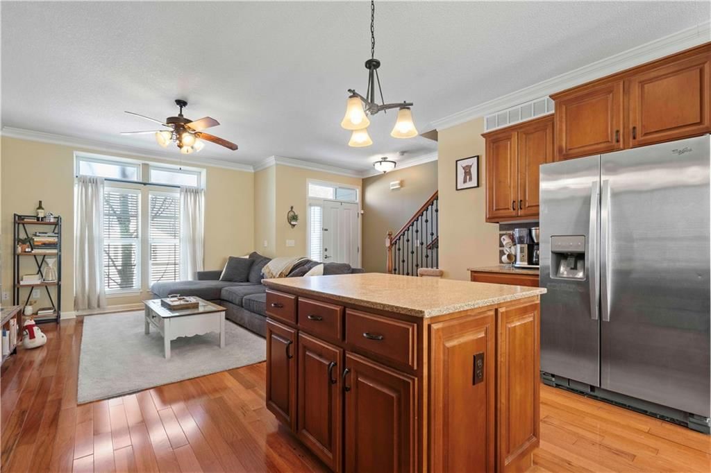 7649 W 78th Street — photo 11