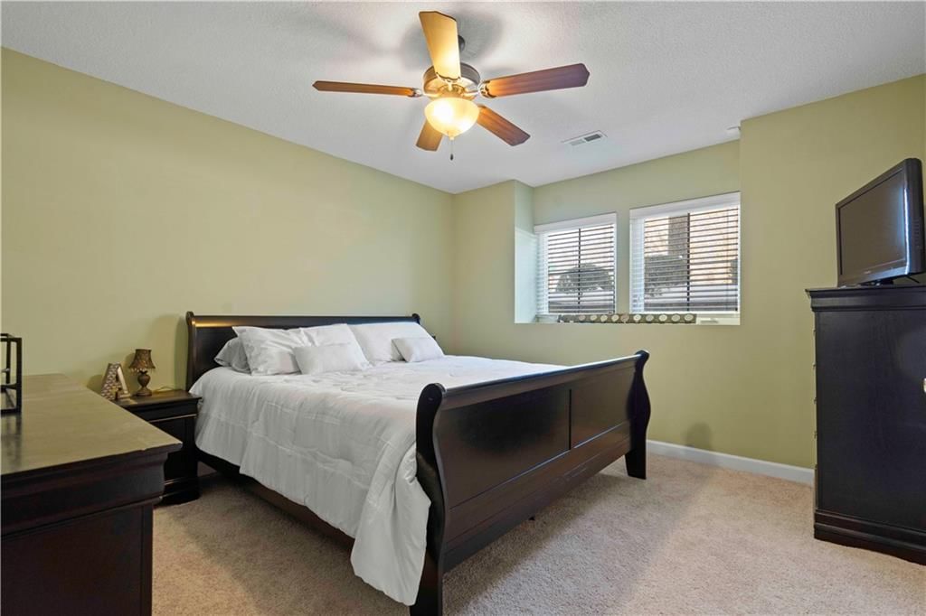 7649 W 78th Street — photo 25
