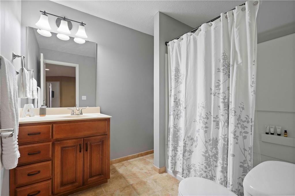 7649 W 78th Street — photo 26