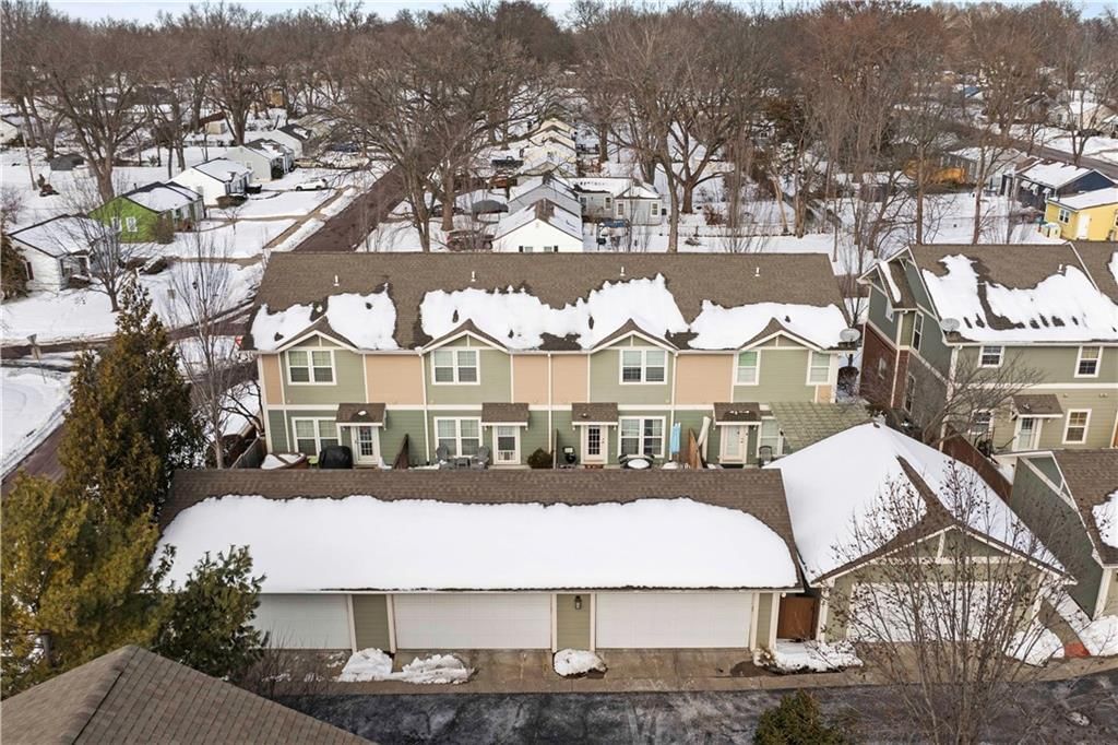 7649 W 78th Street — photo 27