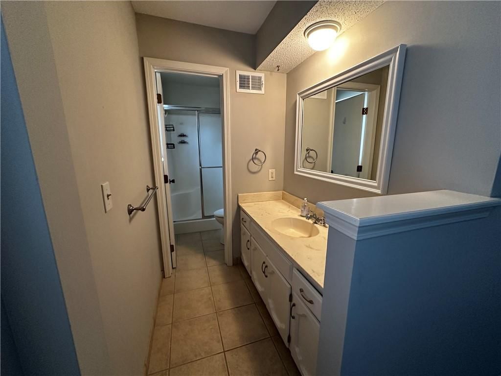 10651 W 115th Street — photo 16