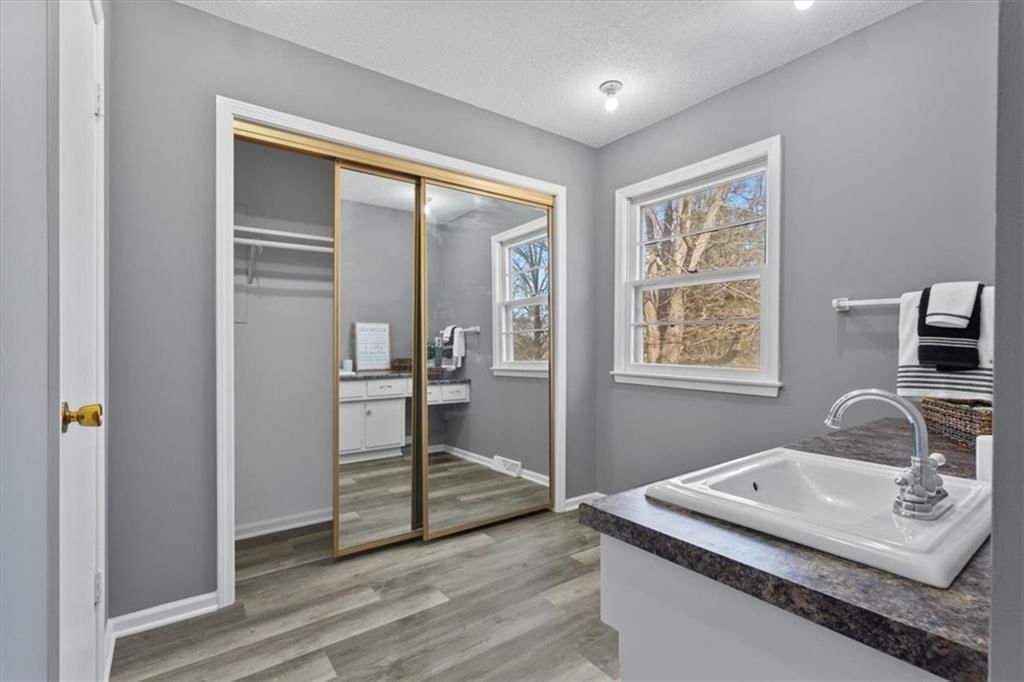 10009 Mastin Drive — photo 17