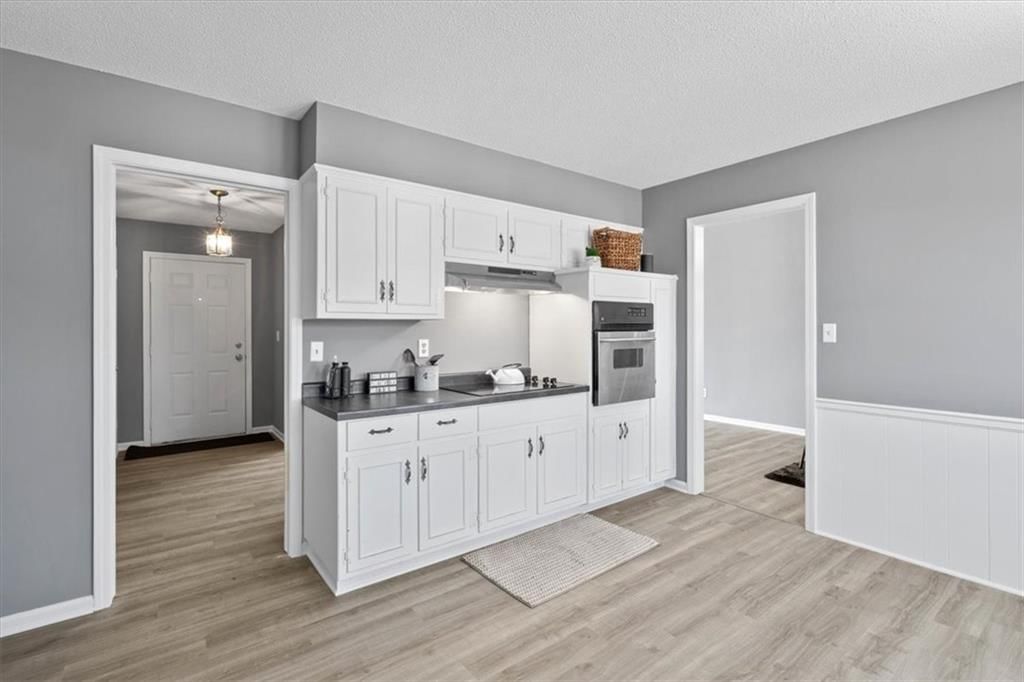 10009 Mastin Drive — photo 10