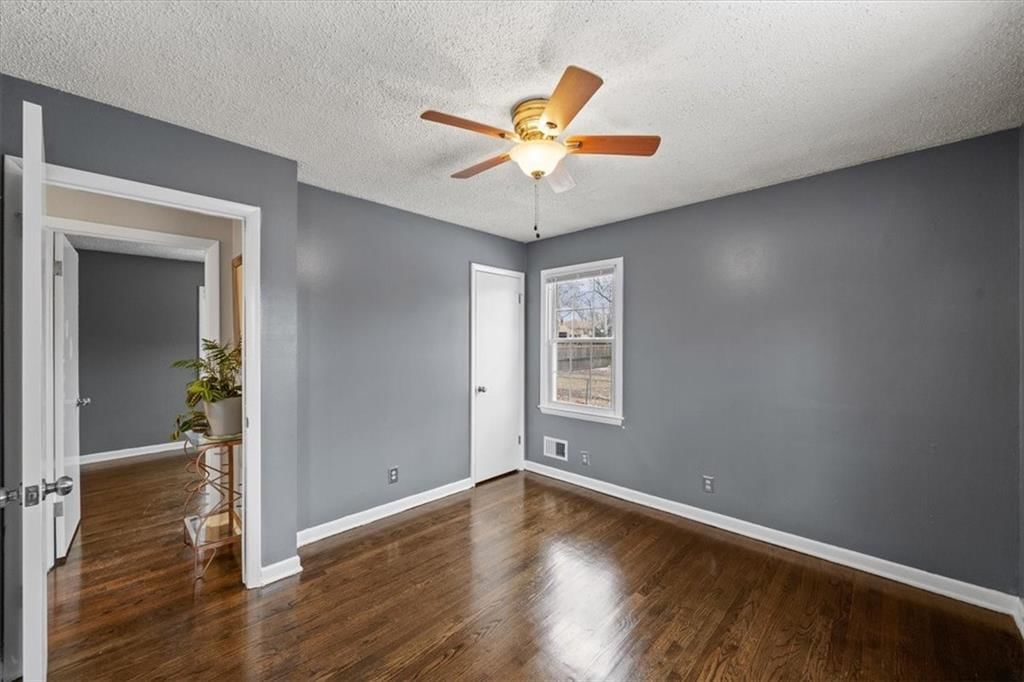 7900 Hedges Avenue — photo 13