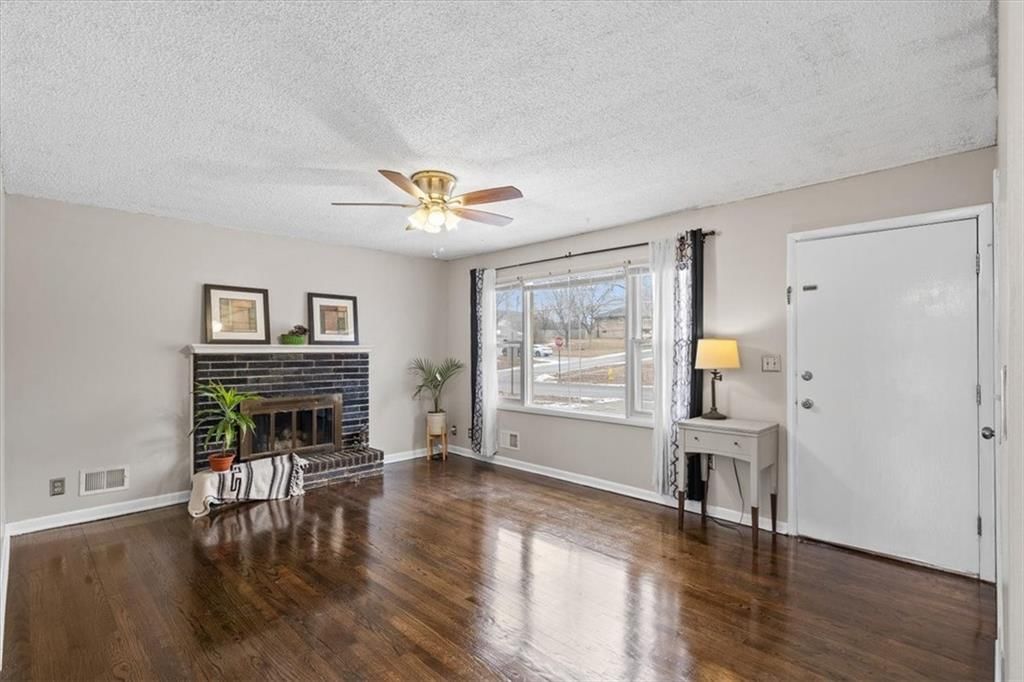 7900 Hedges Avenue — photo 3