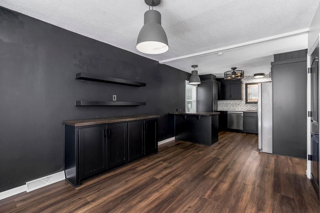 5812 NW PARKDALE Circle — photo 11