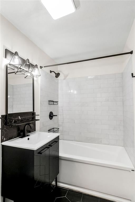 5812 NW PARKDALE Circle — photo 19