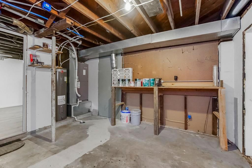 5812 NW PARKDALE Circle — photo 26