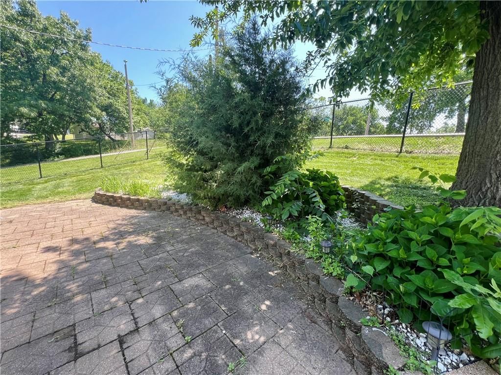 5812 NW PARKDALE Circle — photo 32