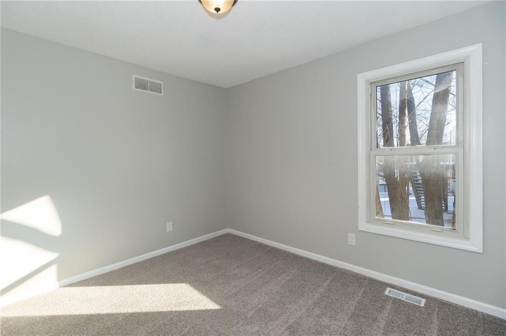 705 York Drive — photo 12